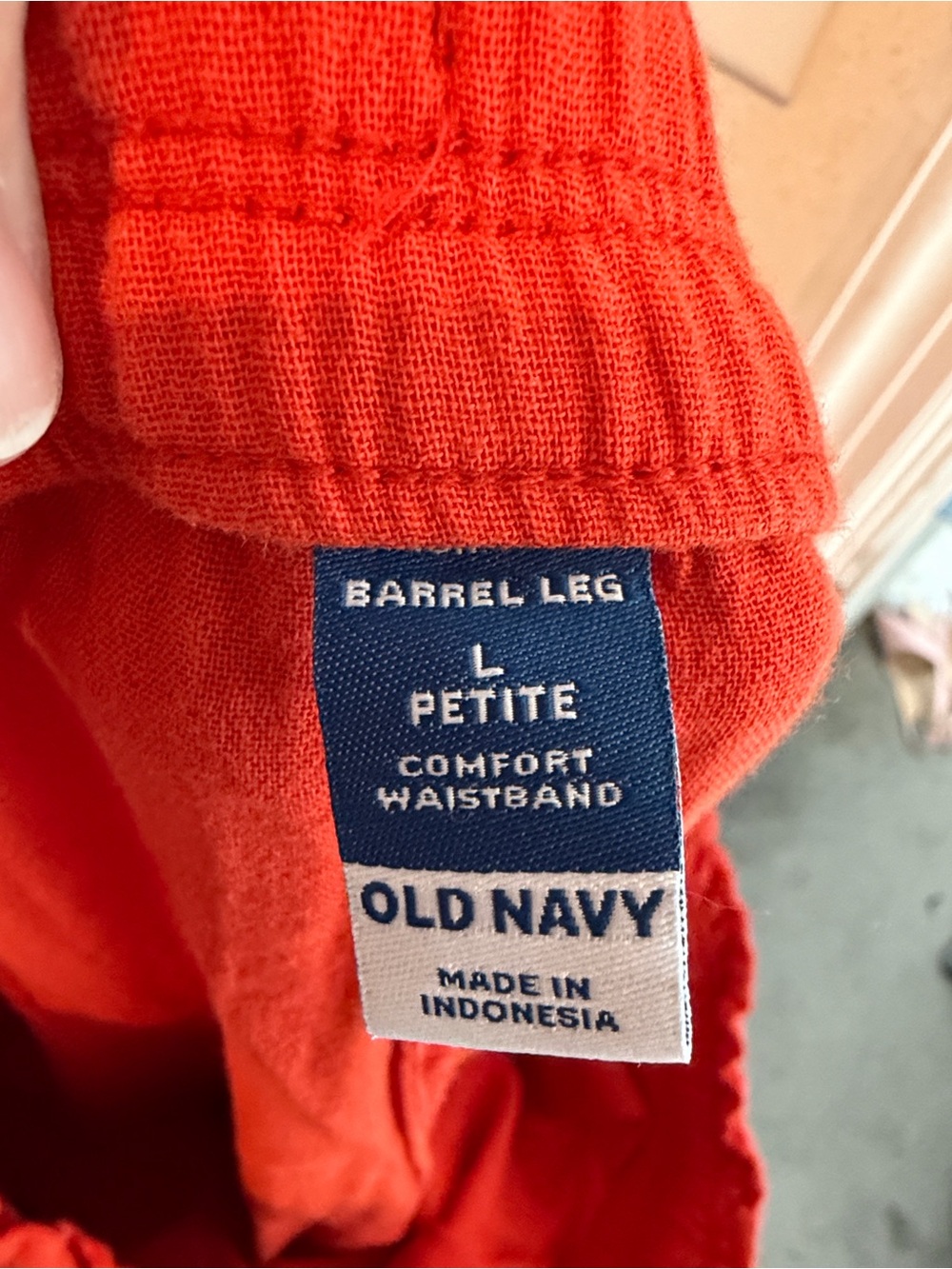 Old Navy High-Waisted Crinkle Gauze Barrel Ankle Pants Orange - Picture 2 of 4